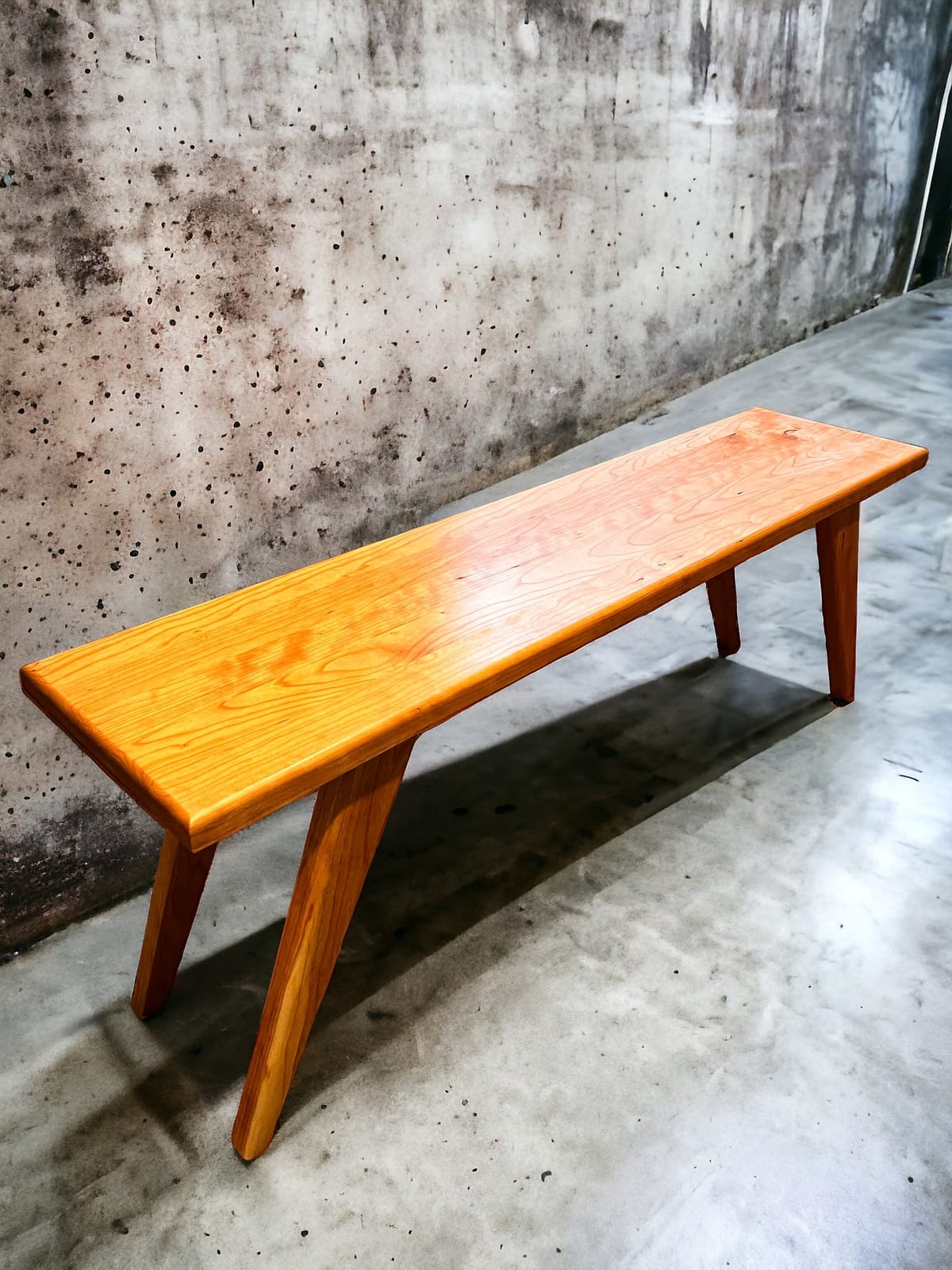 Entry Table in Cherry